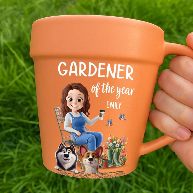 Personalised Plant Pot Mug – Garden Gift for Dog Lovers – Green Thumb, Golden Heart